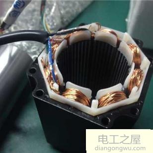 电动机线圈完好也不接地就是送不上电是怎么回事